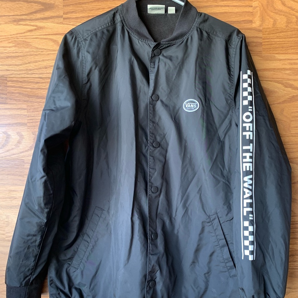 VANS Jacket " Off the Wall Classic" Authentic Size Small Snap Front Black